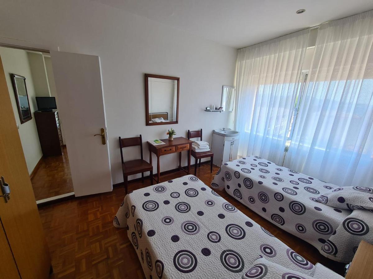 Hostal Playa Atlantica Hotel Louro Exterior foto